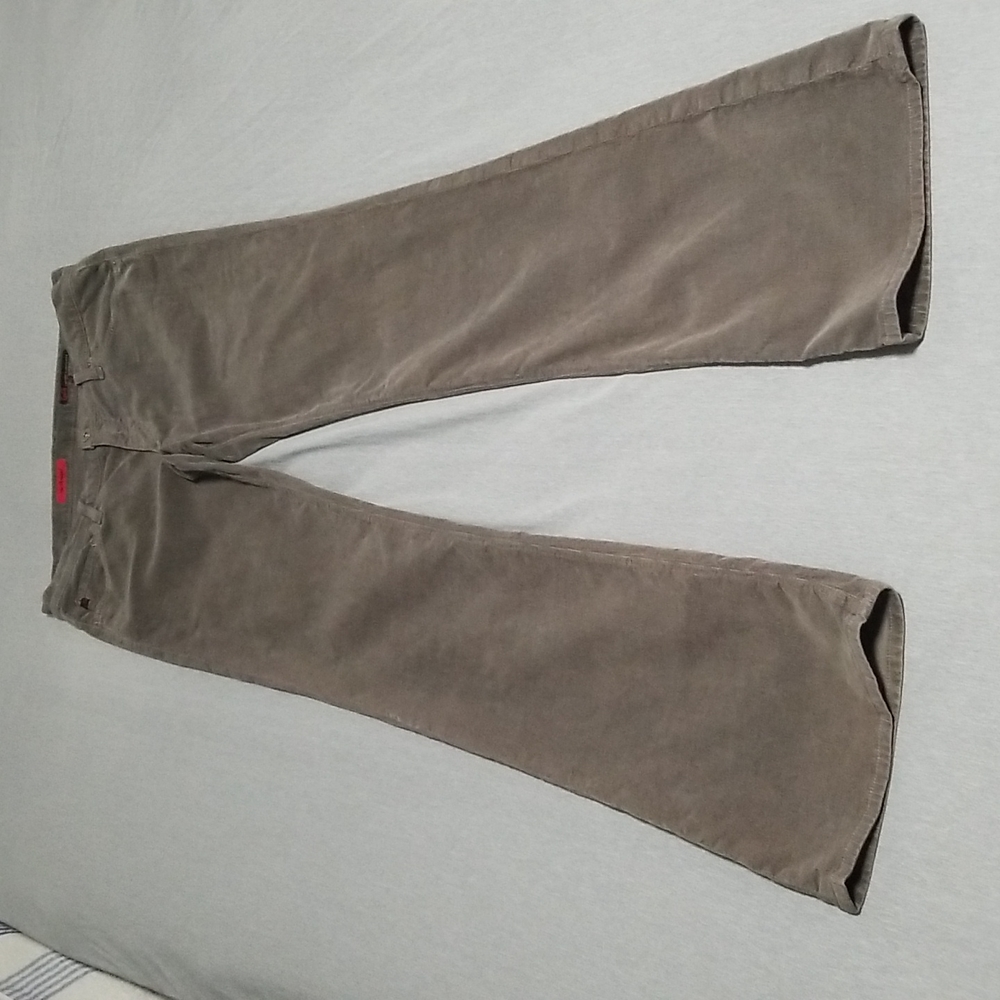 AG The Angel Boot Cut Corduroy Pants Olive - Picture 4 of 16
